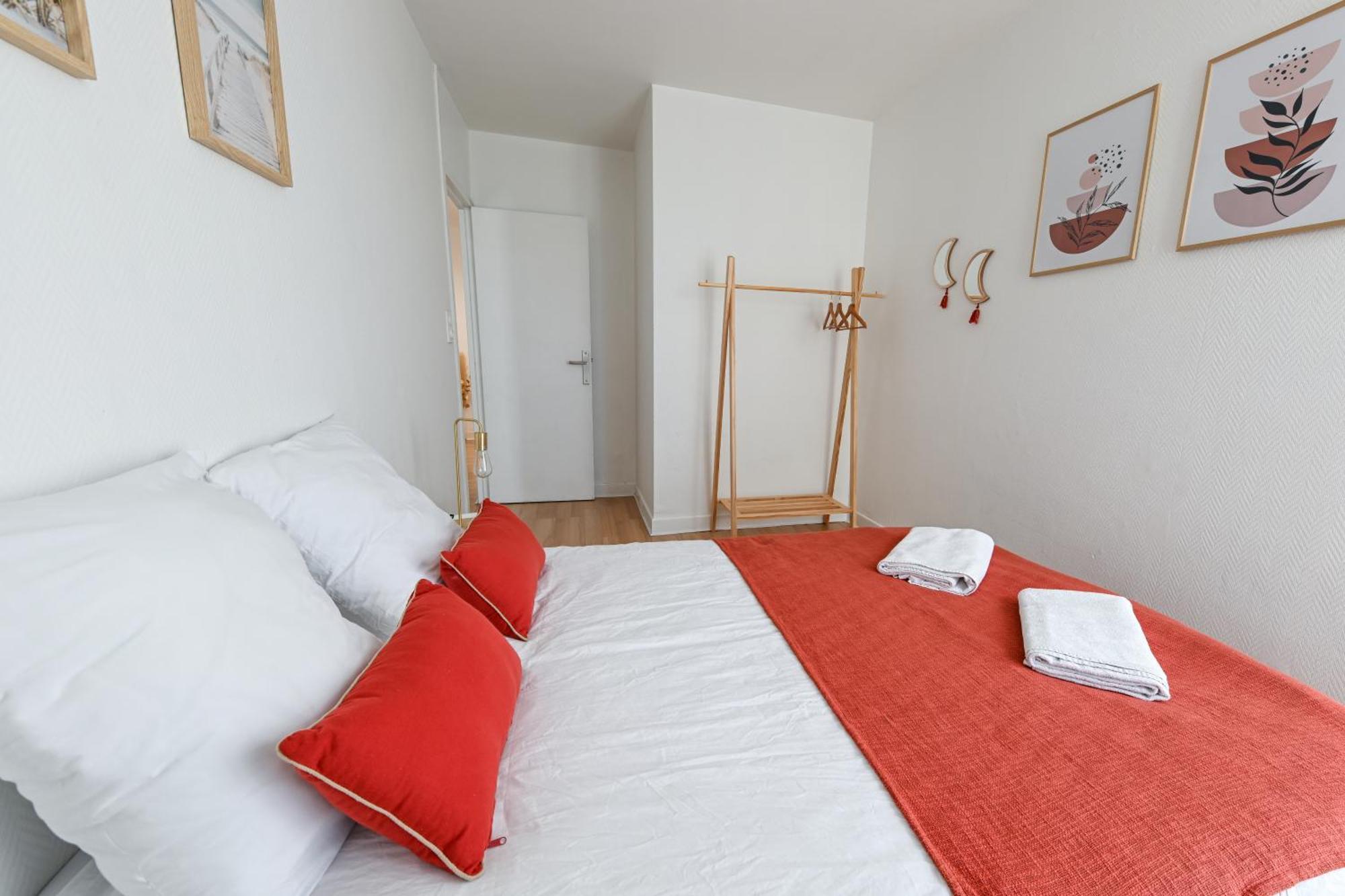Grand Appartement Avec Balcon Hyper - Centre 塔布 外观 照片