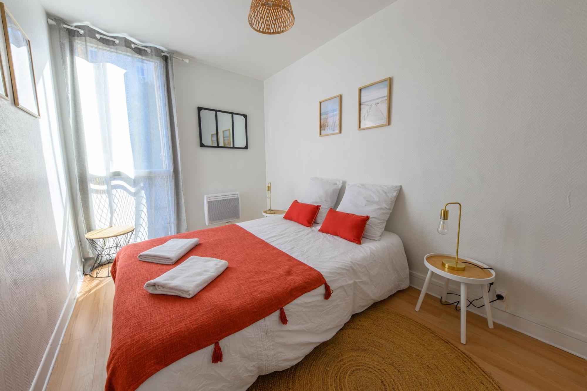 Grand Appartement Avec Balcon Hyper - Centre 塔布 外观 照片